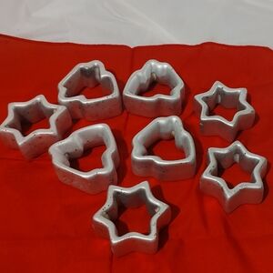 Star and Tree Shaped distress Napkin Rings set of 8 heavy well made set. Vintage